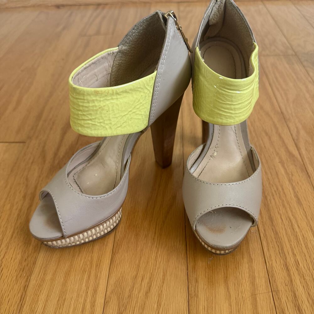Biondini  sz‎ 6 Gray Yellow Sandals Open Toe Leather Ankle Strap platform heels
